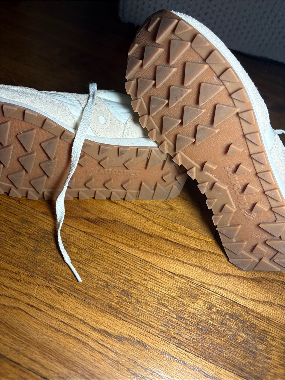 Saucony Women's Cream and Beige Casual Sneakers - Picture 4 of 4